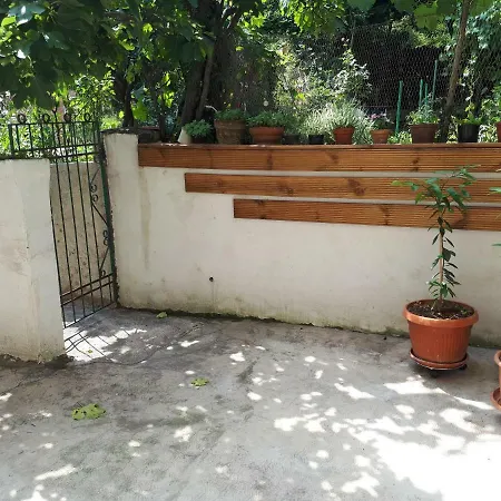 Belvedere Apartment *